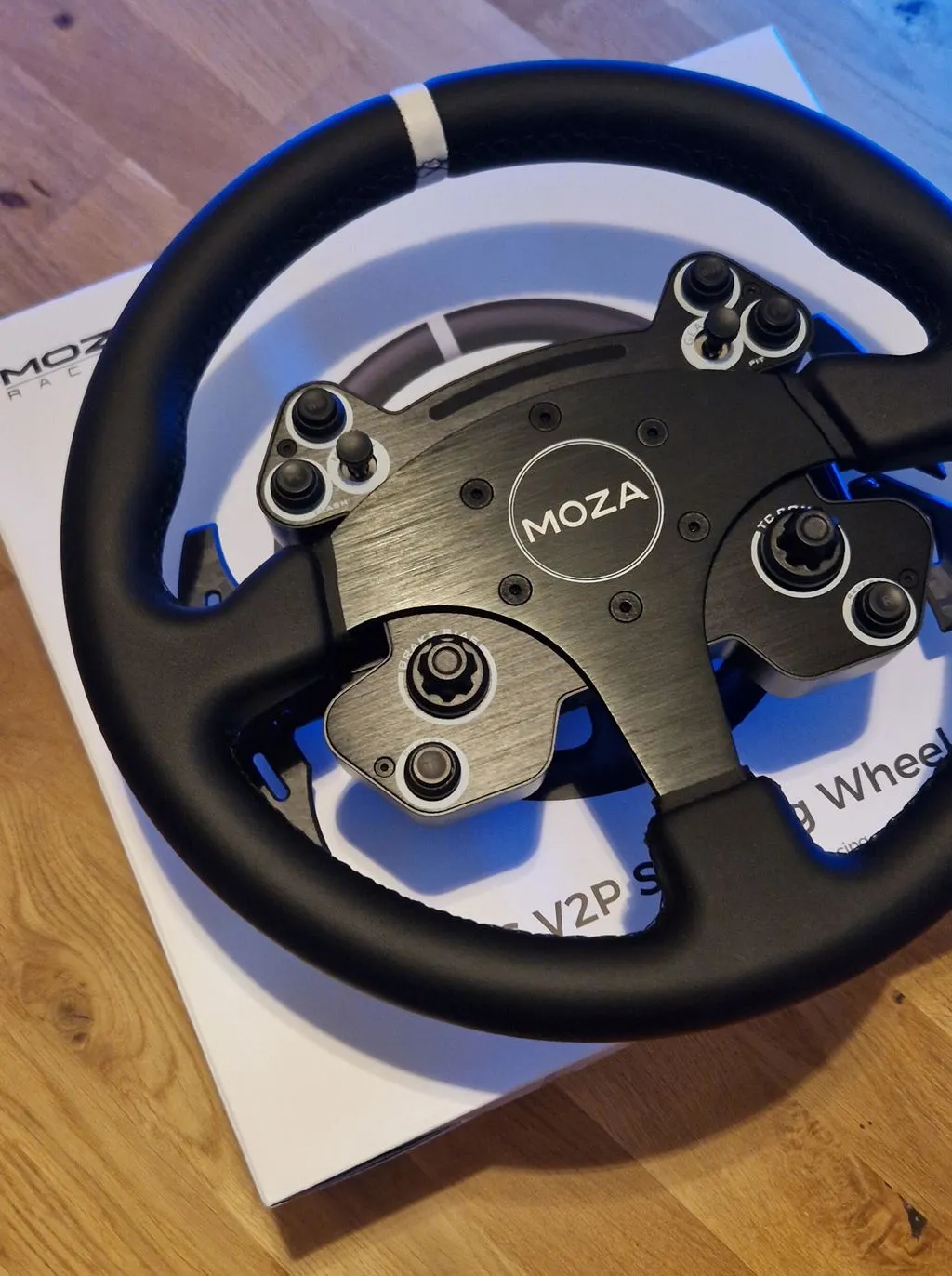 MOZA Racing CS V2P volant sim-racing GT alu