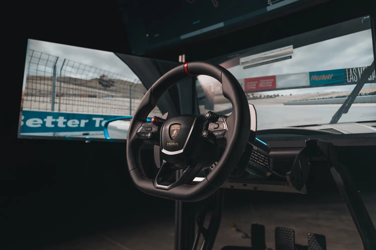 MOZA Revuelto Volant sim racing Lamborghini carbone