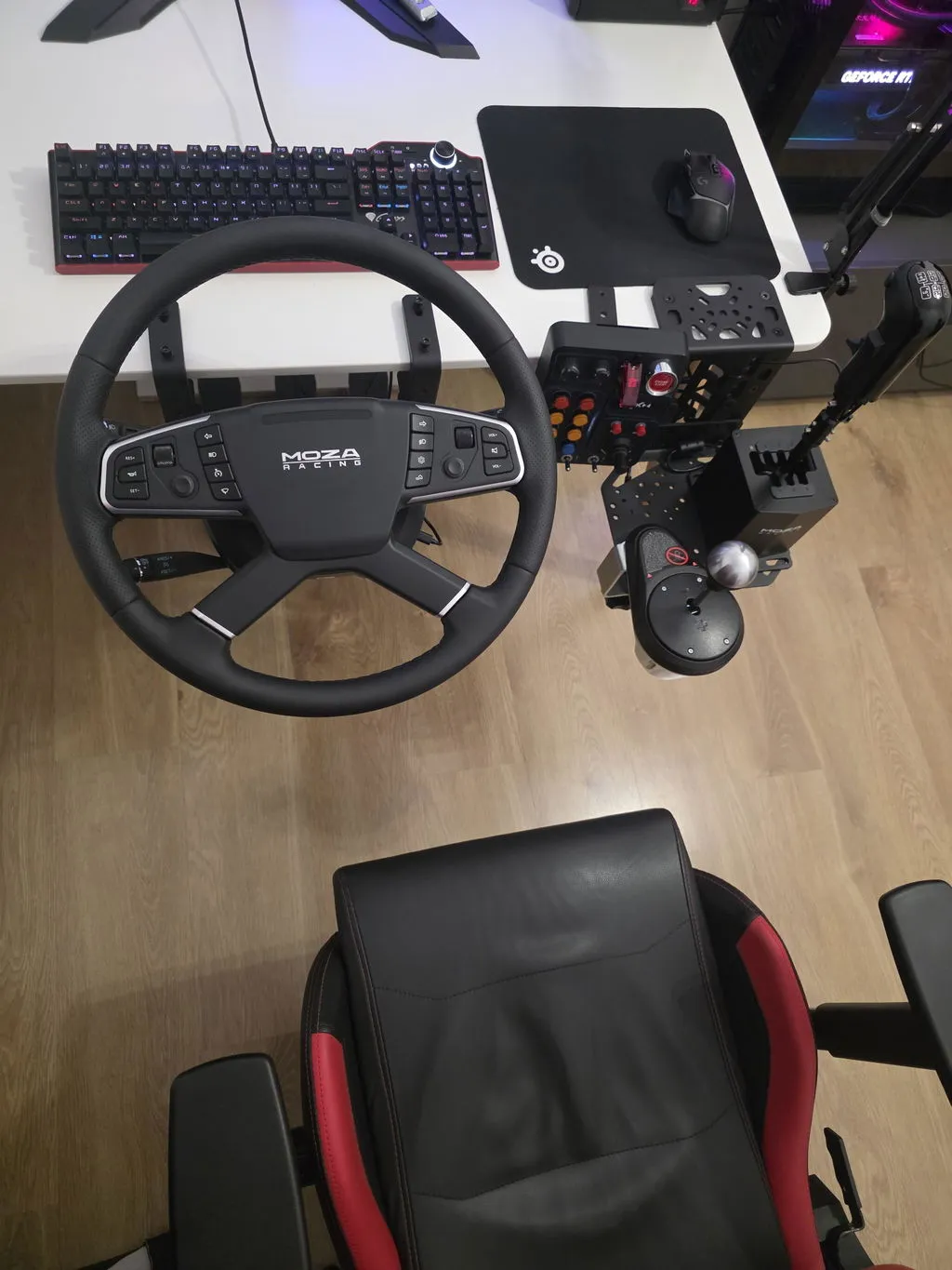 MOZA Racing R5 Bundle Truck volant + base + pédales