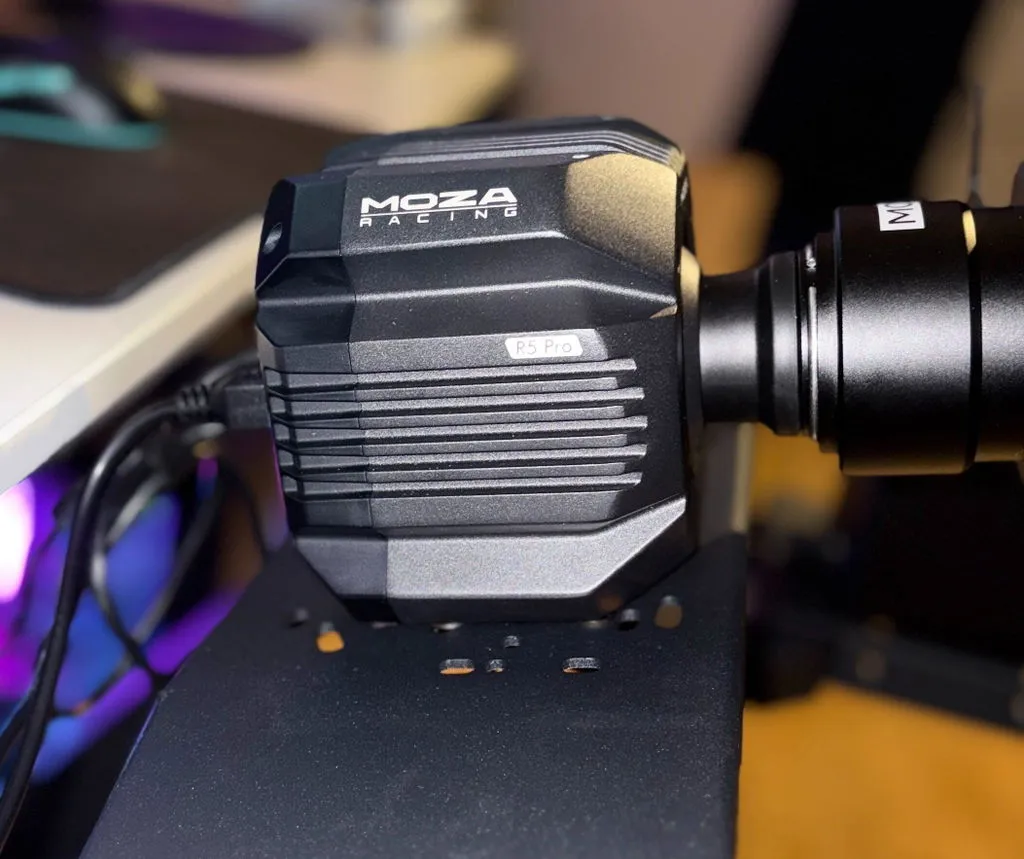MOZA R5 Pro pack volant direct drive 6 Nm