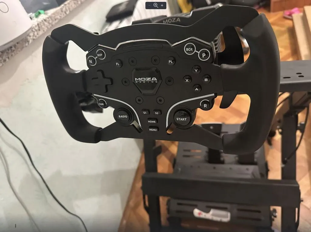 MOZA Racing R5 bundle volant simracing 5,5 Nm