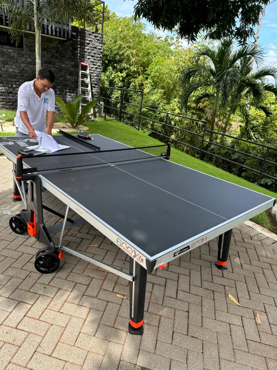 Cornilleau 600X table ping-pong extérieur bleue 7 mm