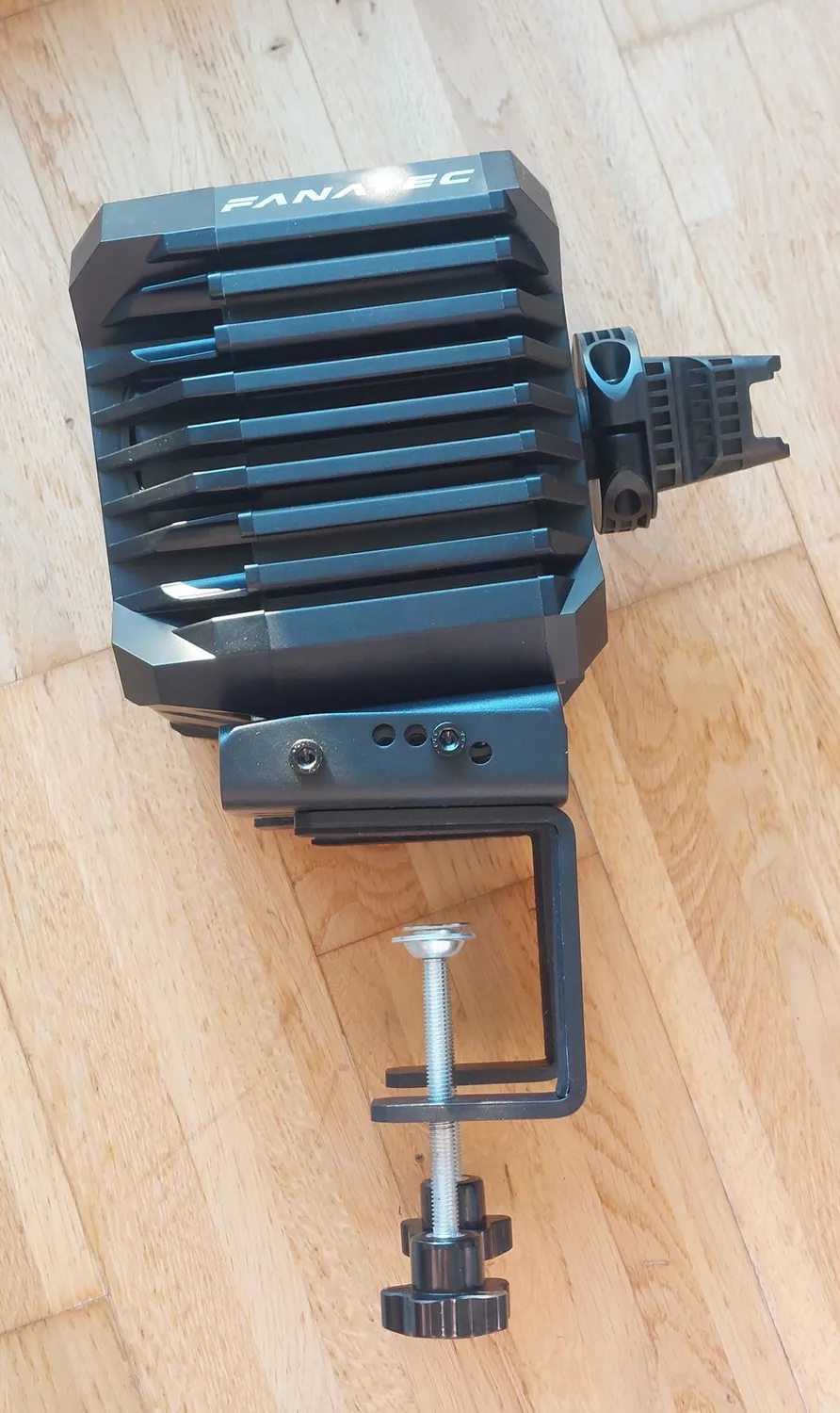 MOZA Racing R5 pince de bureau volant sim-racing