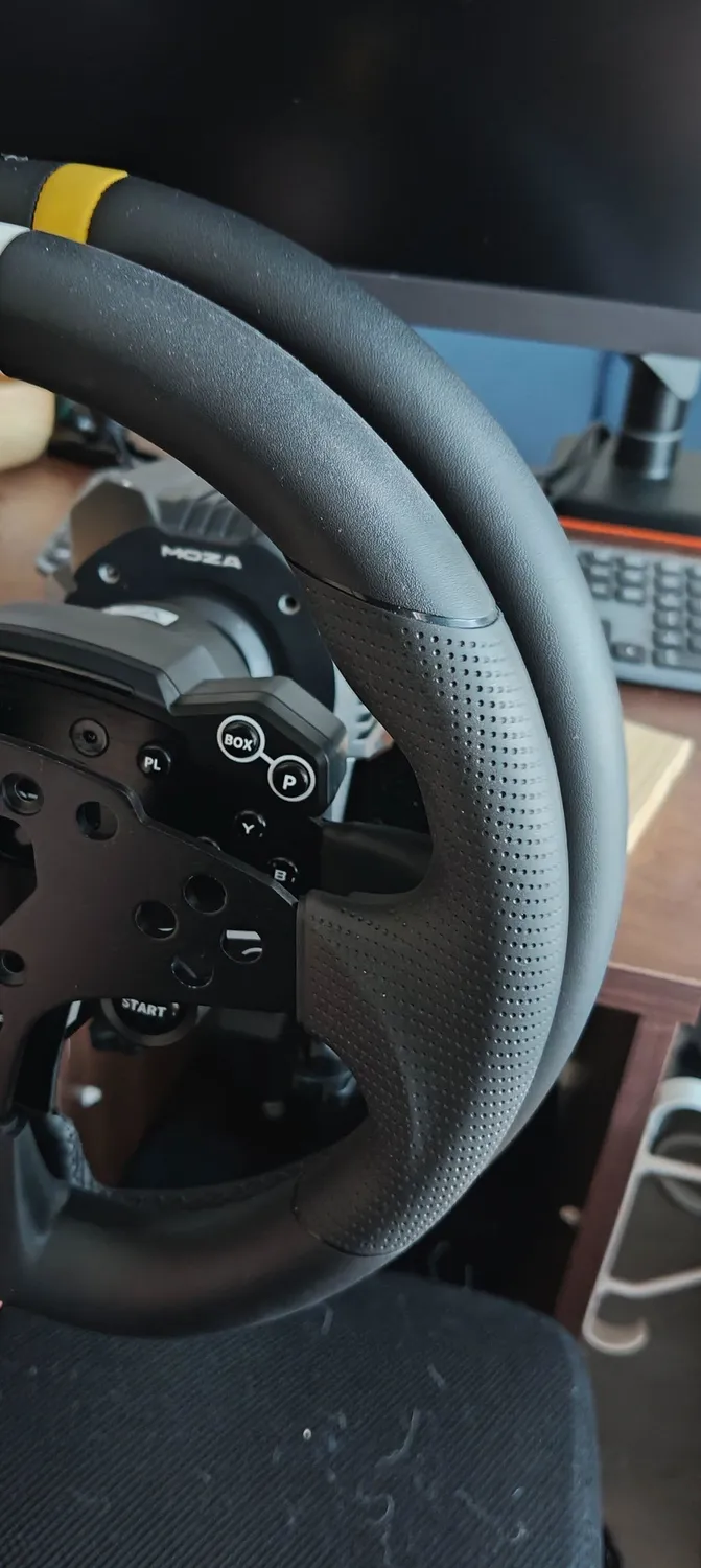 MOZA R5 Pro pack volant direct drive 6 Nm