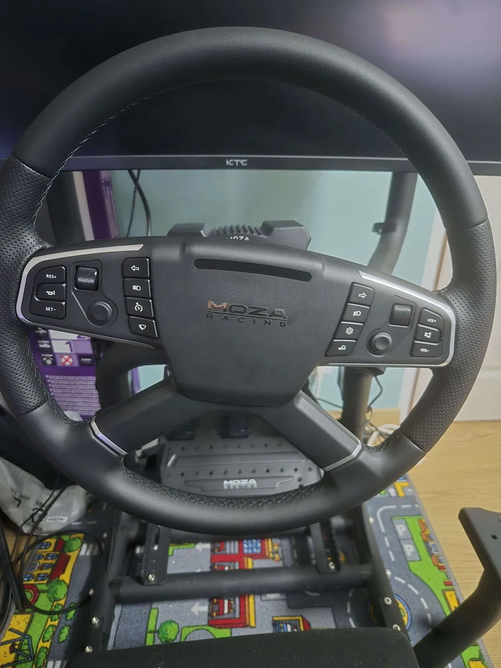 MOZA Racing R5 Bundle Truck volant + base + pédales