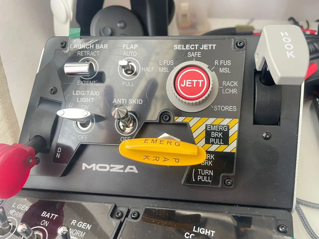 MOZA Racing MTLP panneau contrôle F/A-18
