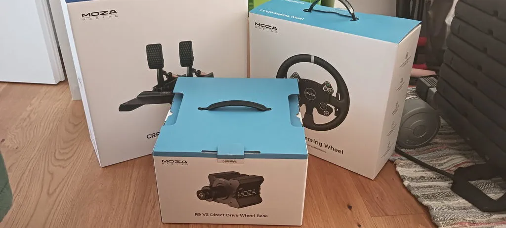 MOZA R9 V3 + CS V2P bundle simracing 9 Nm