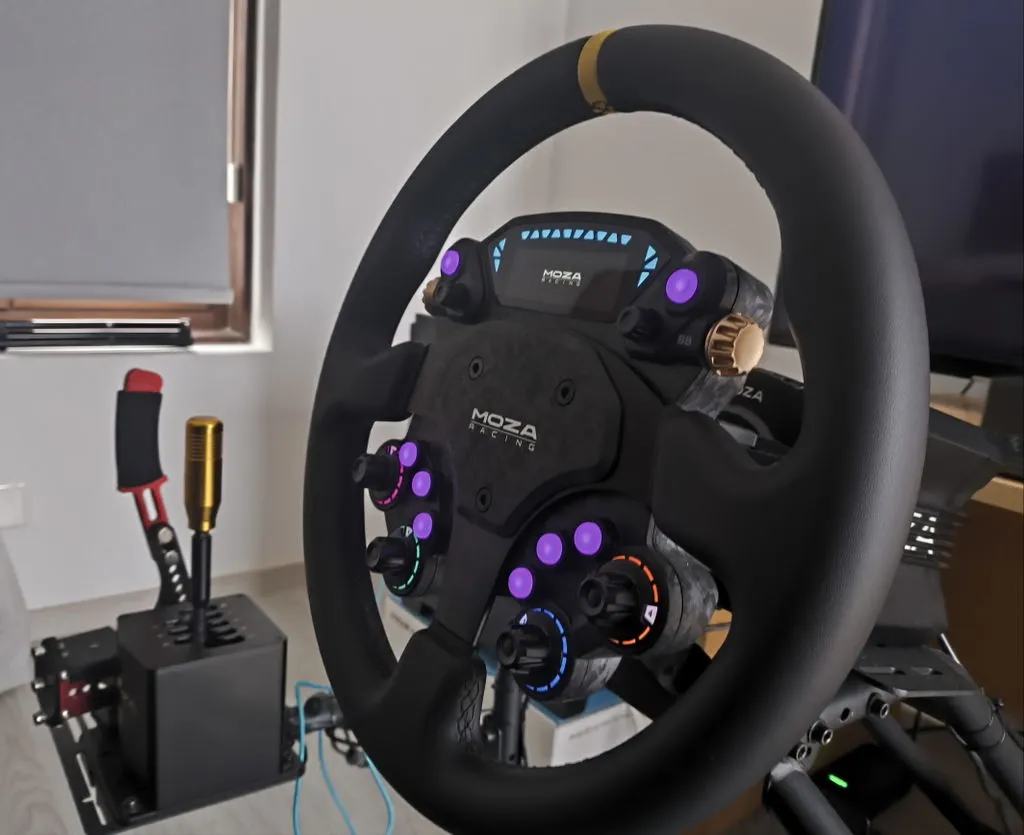 MOZA Racing CS Pro volant sim racing 325mm carbone