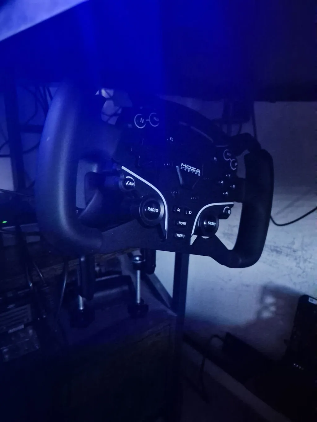 MOZA Racing R3 bundle volant + pédales PC force feedback