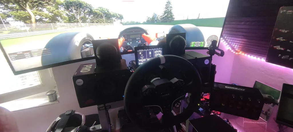 MOZA Racing ESX volant PC Xbox 22 boutons